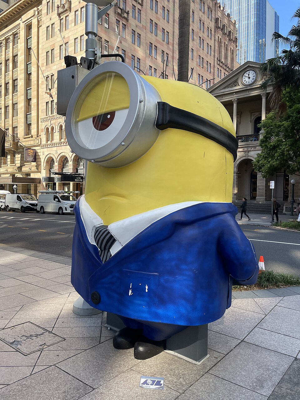 MINON statue in the city
